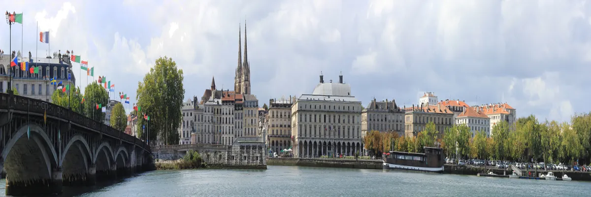 Image Installateur abri de piscine Bayonne