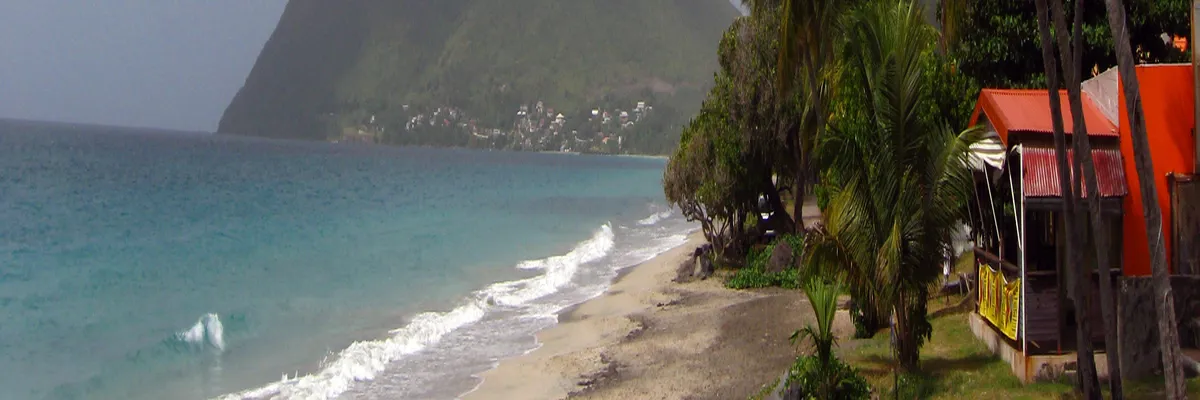 Image Installateur abri de piscine Le Diamant