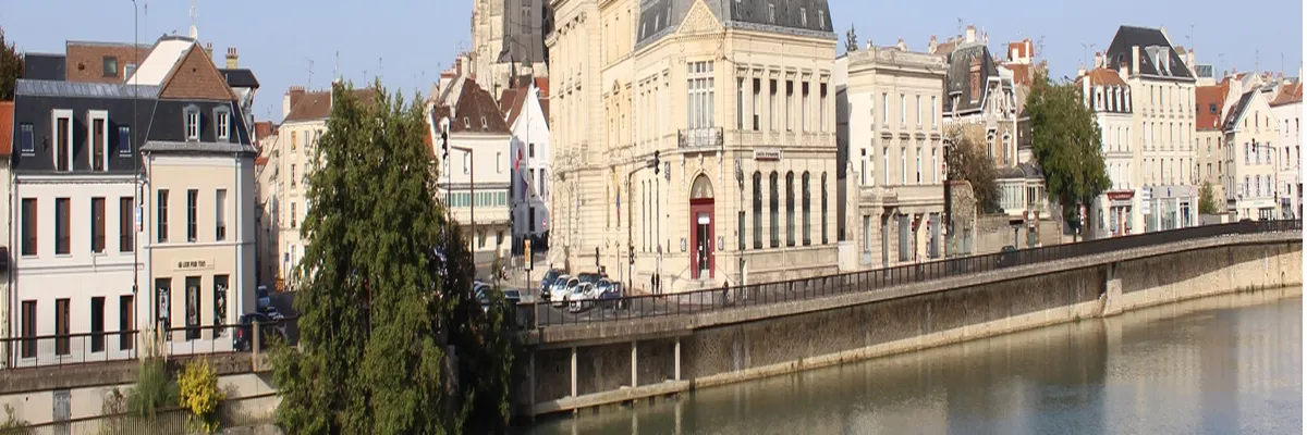 Image Installateur abri de piscine Meaux