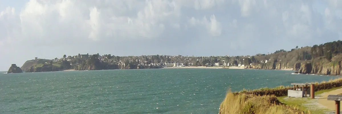 Image Installateur abri de piscine Plougonvelin