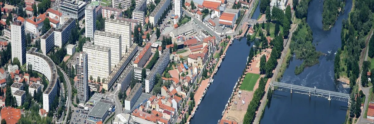 Image Installateur abri de piscine Roanne