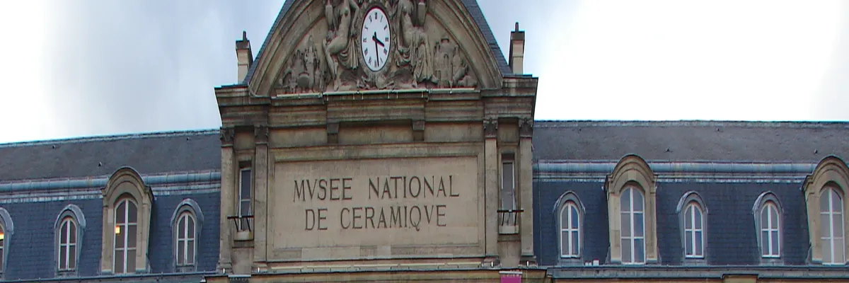 Image Installateur abri de piscine Sèvres