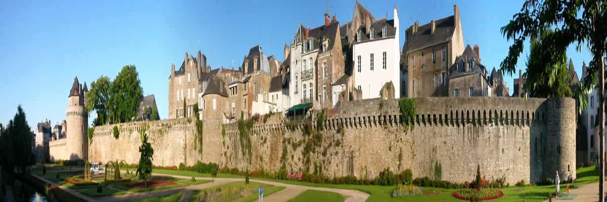 Image Installateur abri de piscine Vannes