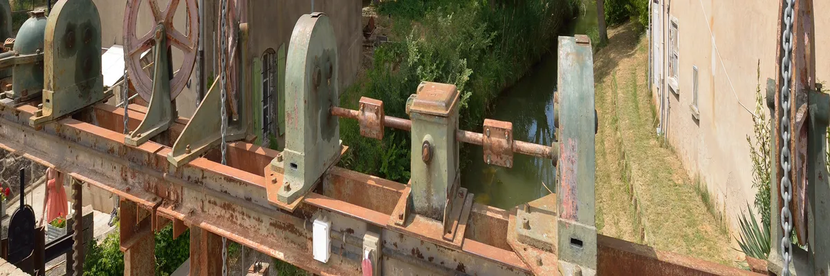 Image Installateur abri de piscine Vias