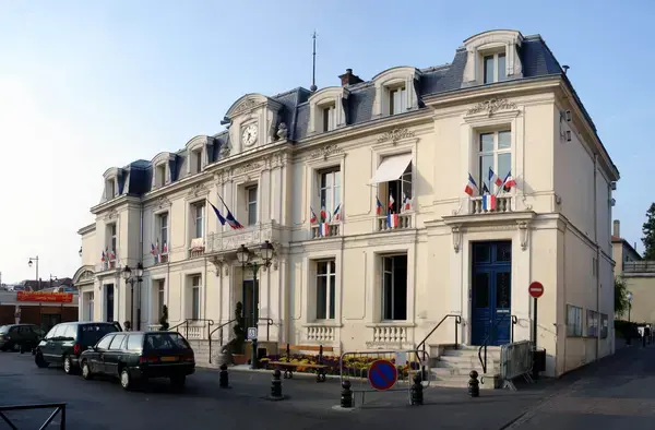 Abri Piscine Prix Installateur abri de piscine Saint-Leu-la-Forêt
