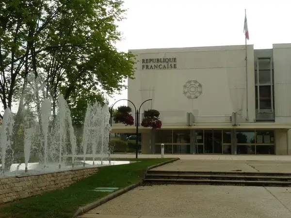 Abri Piscine Prix Installateur abri de piscine Saint-Yrieix-sur-Charente